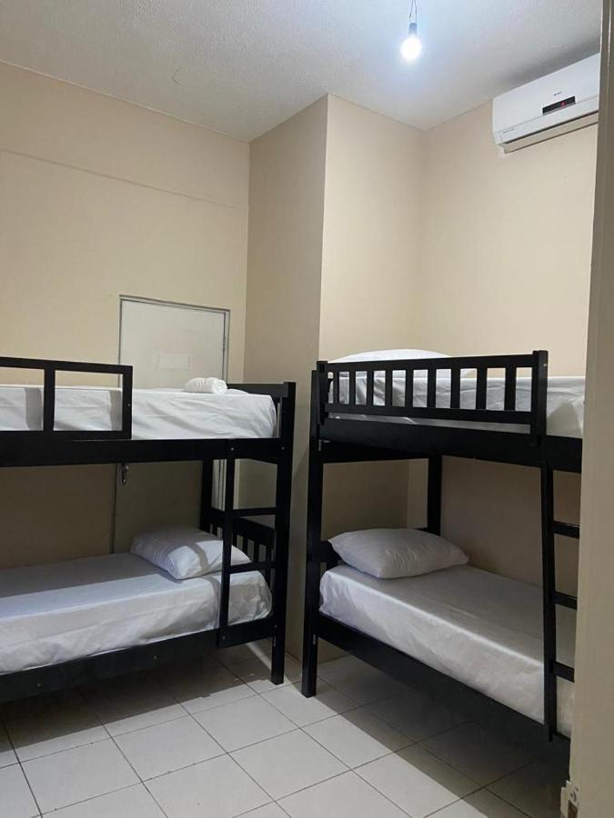 Dos Poetas Hostel